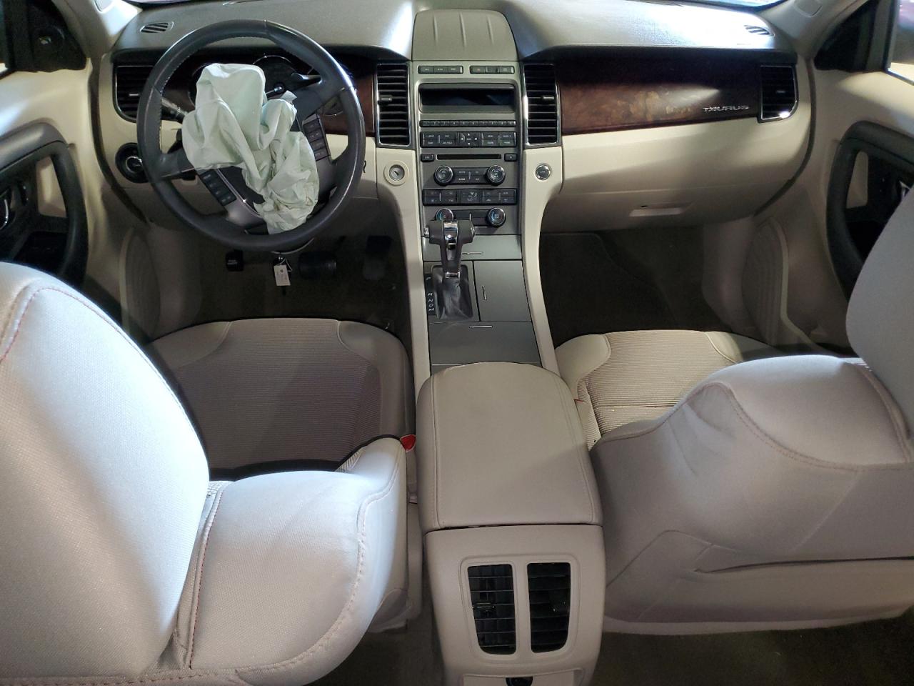 2012 Ford Taurus - Image 8