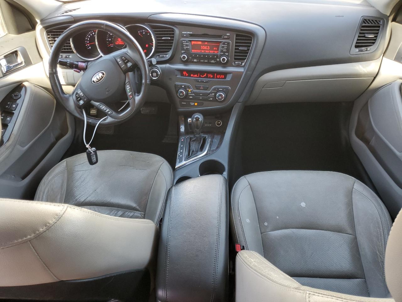 2013 Kia Optima - Image 8