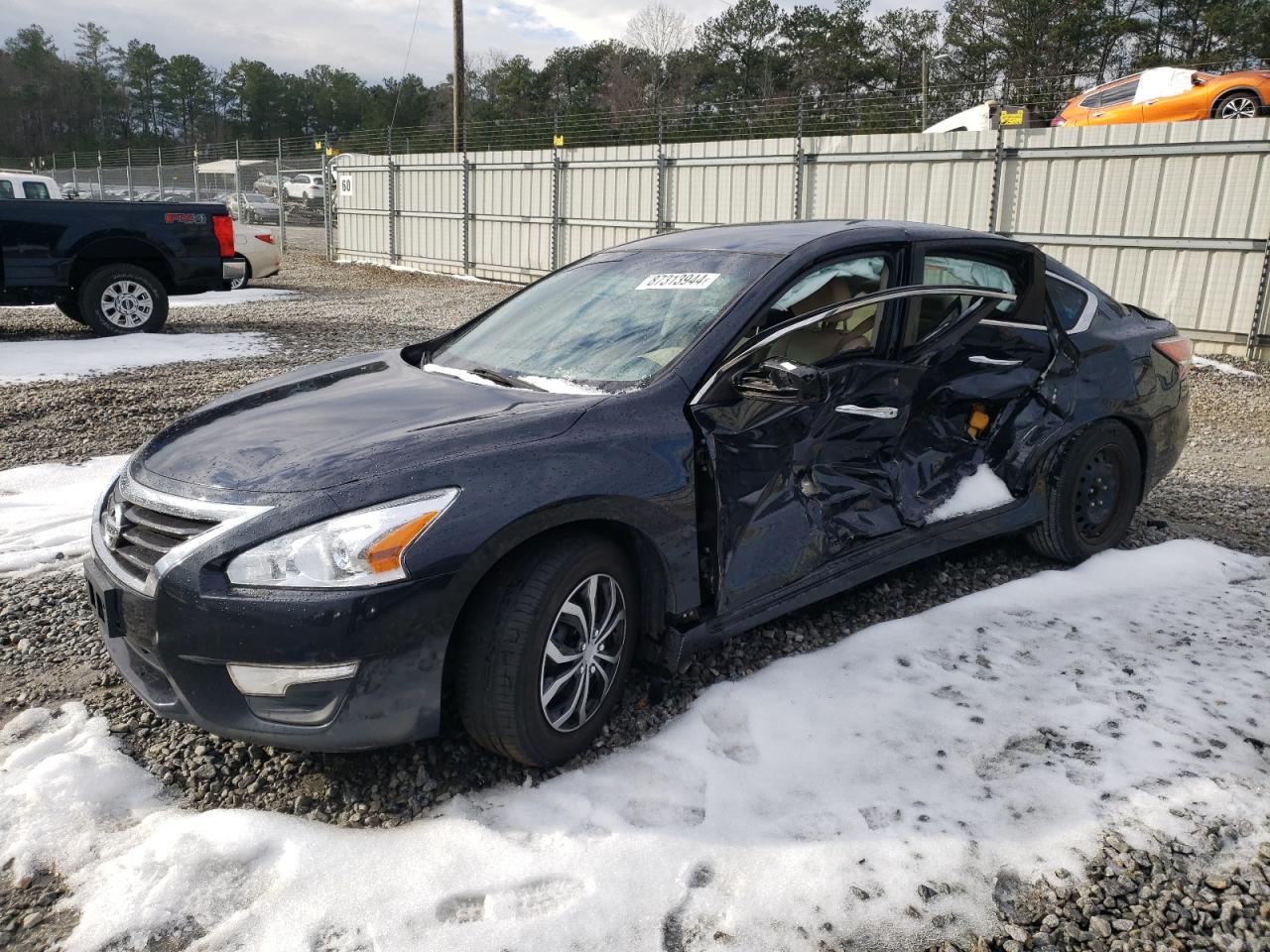 2015 Nissan Altima - Image 1