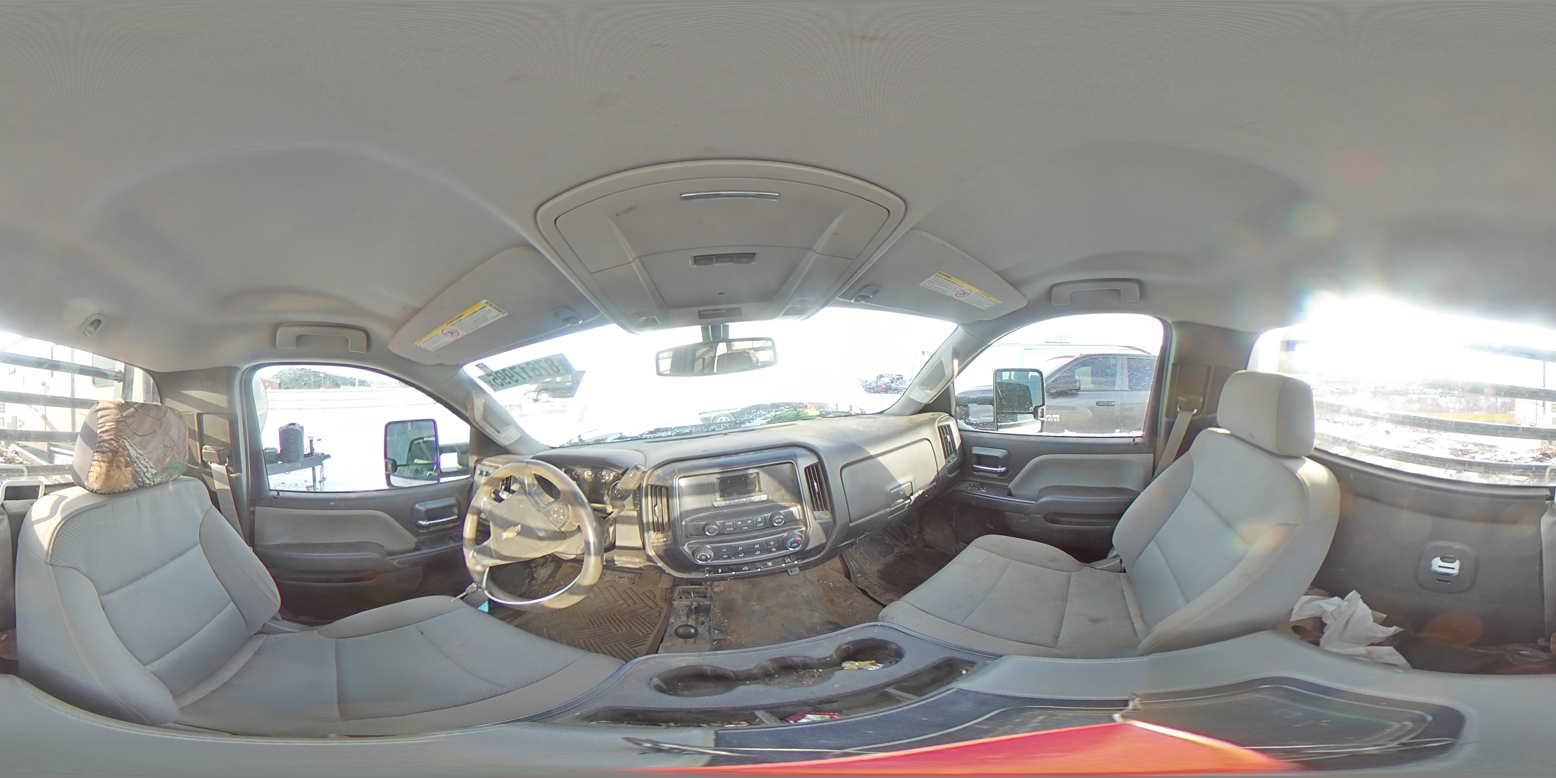 2016 Chevrolet Silverado - Image 14