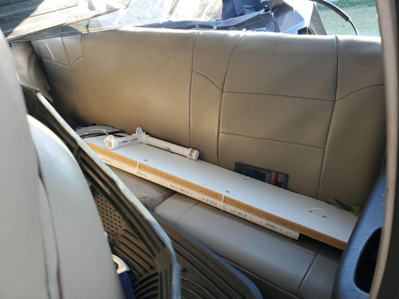 2005 Ford F350 - Image 12