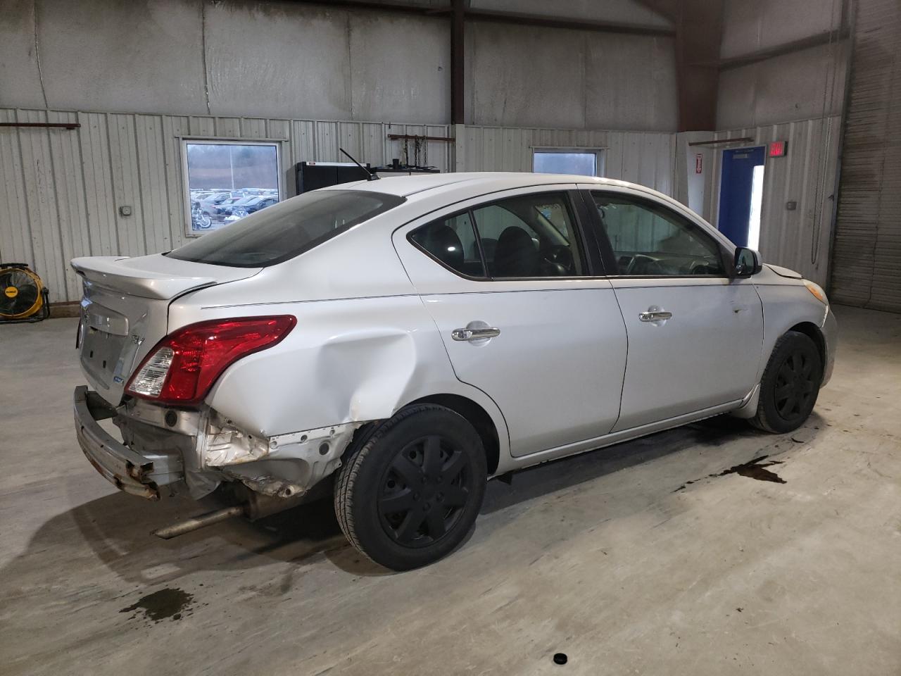 VIN 3N1CN7AP4DL888444 2013 NISSAN VERSA no.3