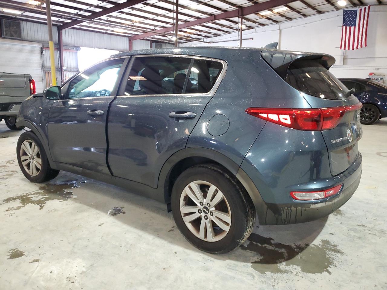 2017 Kia Sportage - Image 2