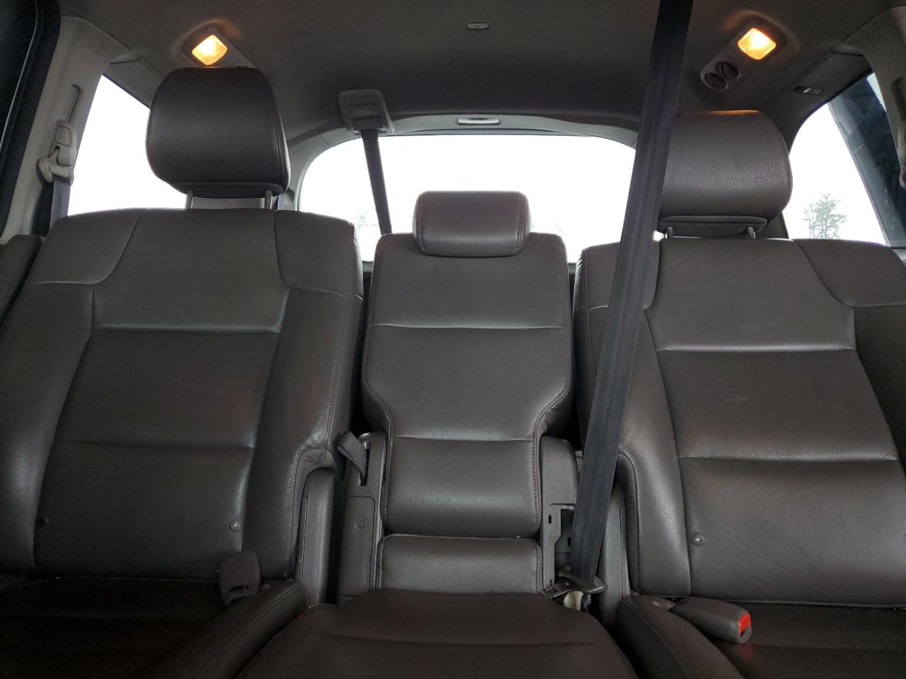 2015 Honda Odyssey - Image 10