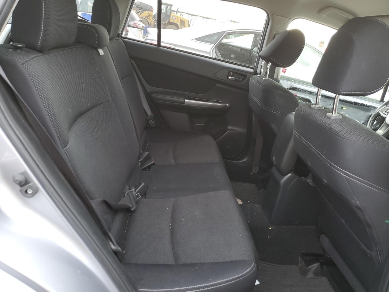 2015 Subaru XV - Image 10