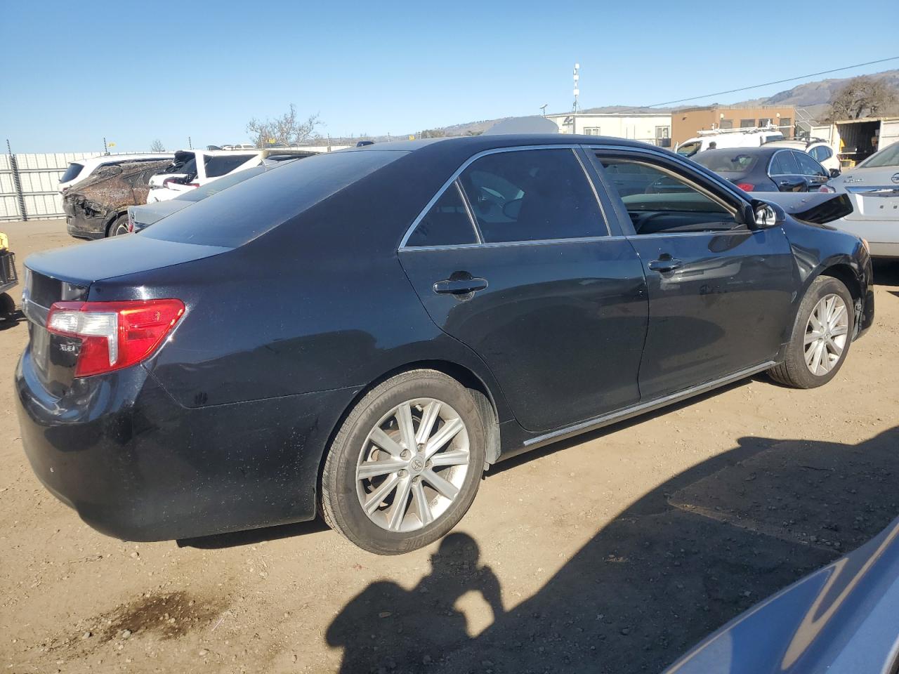 2014 Toyota Camry - Image 3