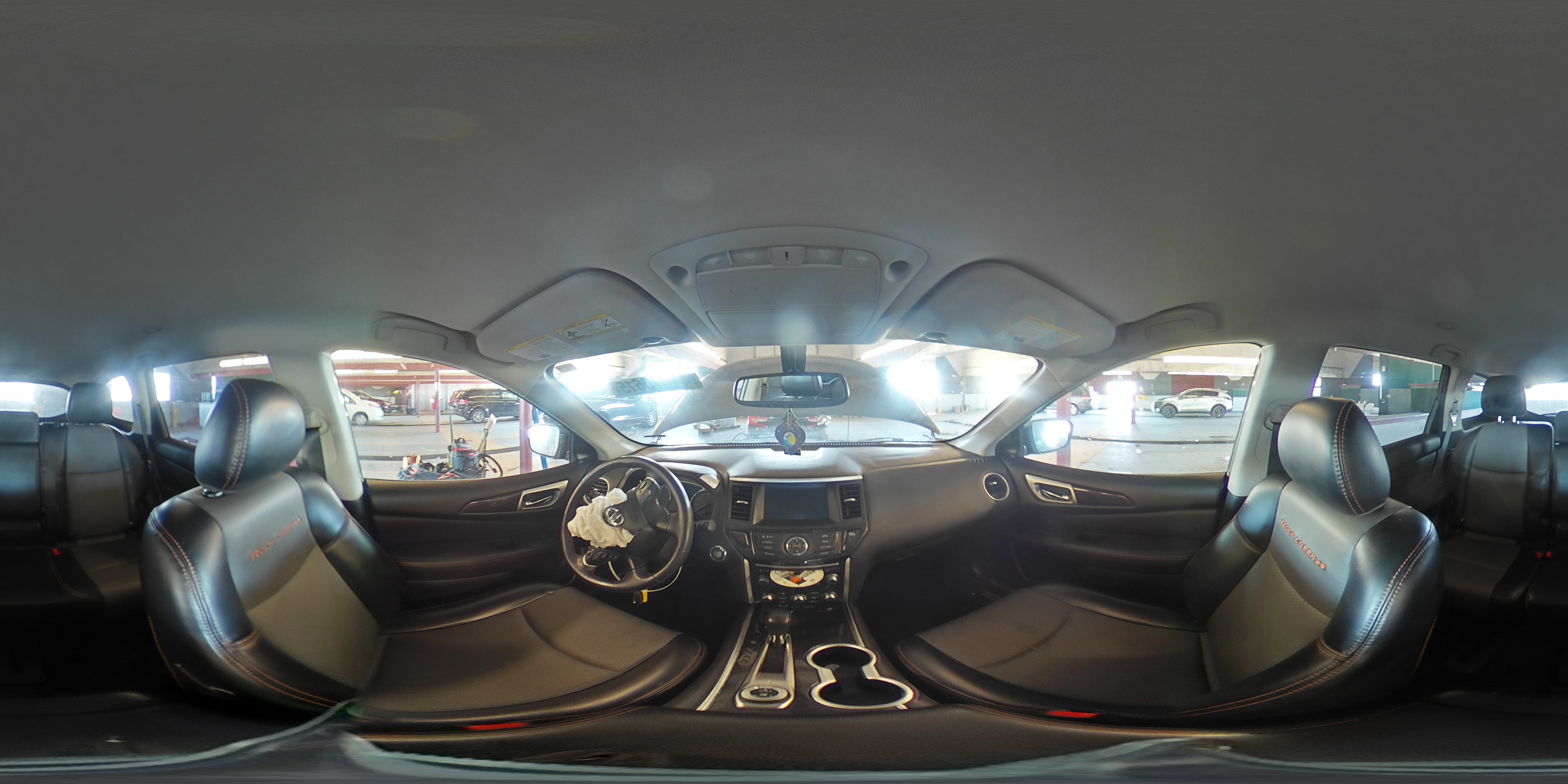 2020 Nissan Pathfinder - Image 14