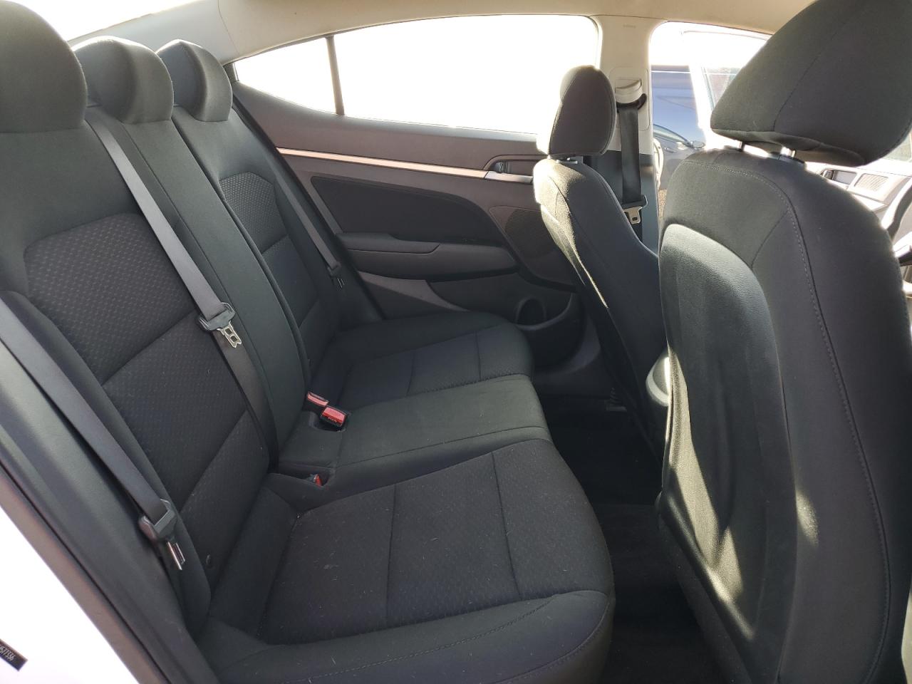 2020 Hyundai Elantra - Image 10