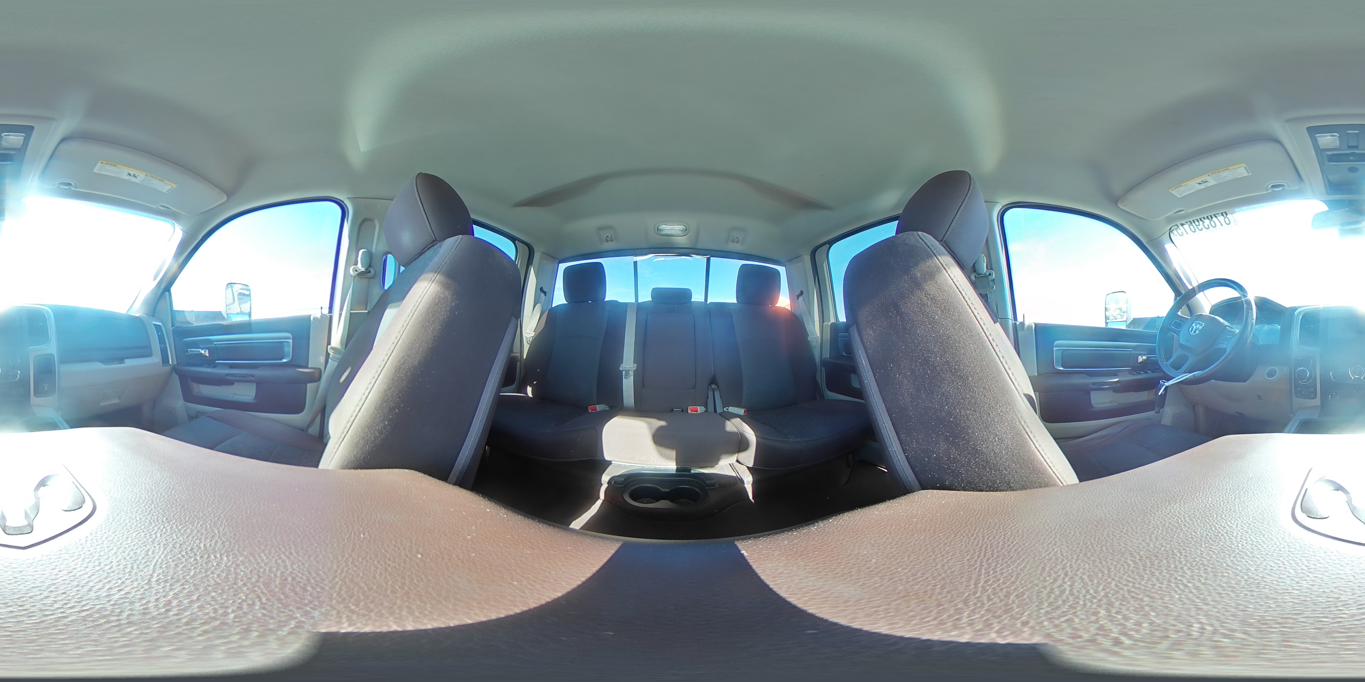 2014 RAM 1500 - Image 12