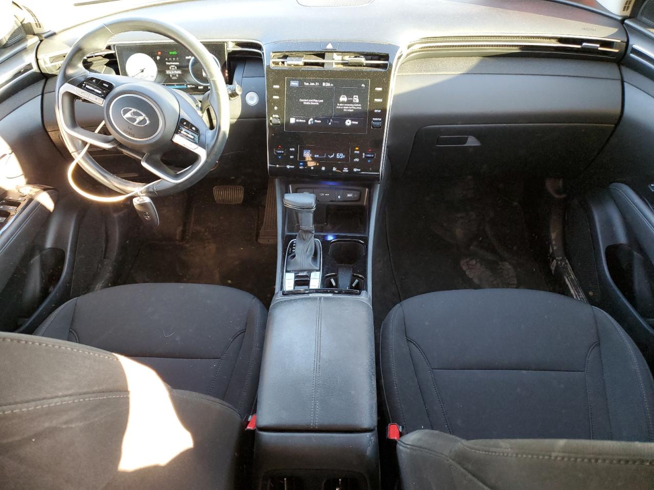 2022 Hyundai Tucson - Image 8