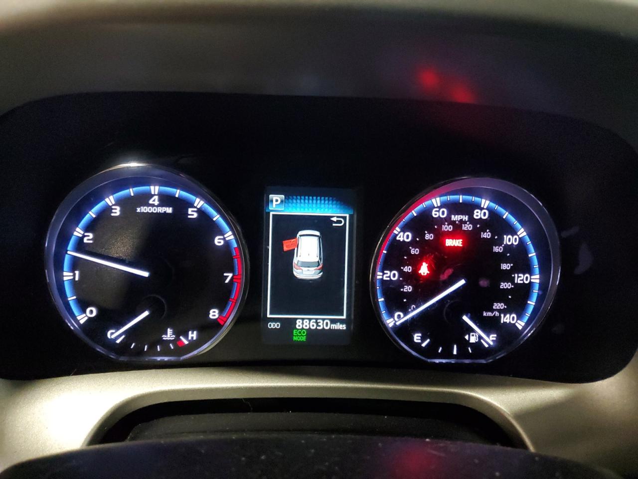 2016 Toyota RAV 4 - Image 9