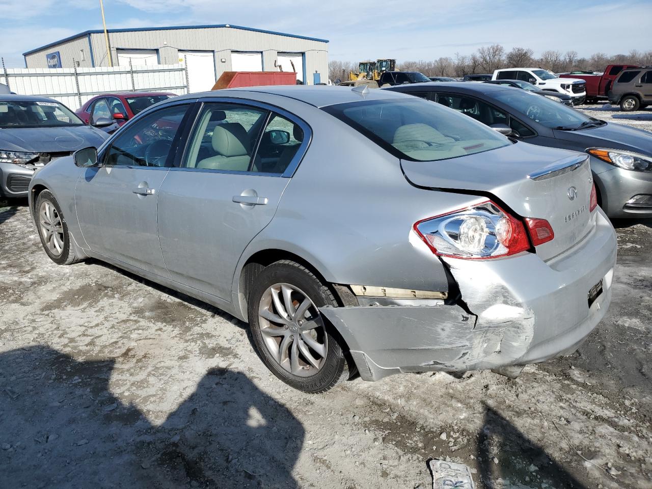 2009 Infiniti G - Image 2