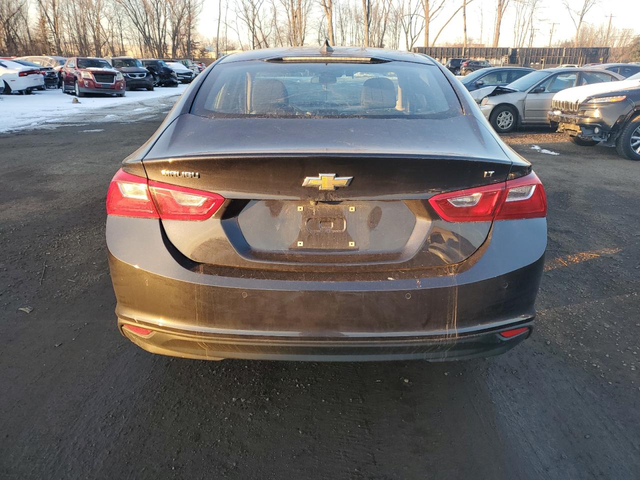 2023 Chevrolet Malibu - Image 6