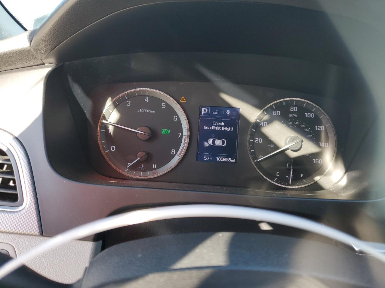 2016 Hyundai Sonata - Image 9