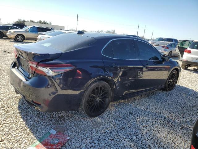  TOYOTA CAMRY 2022 Granatowy