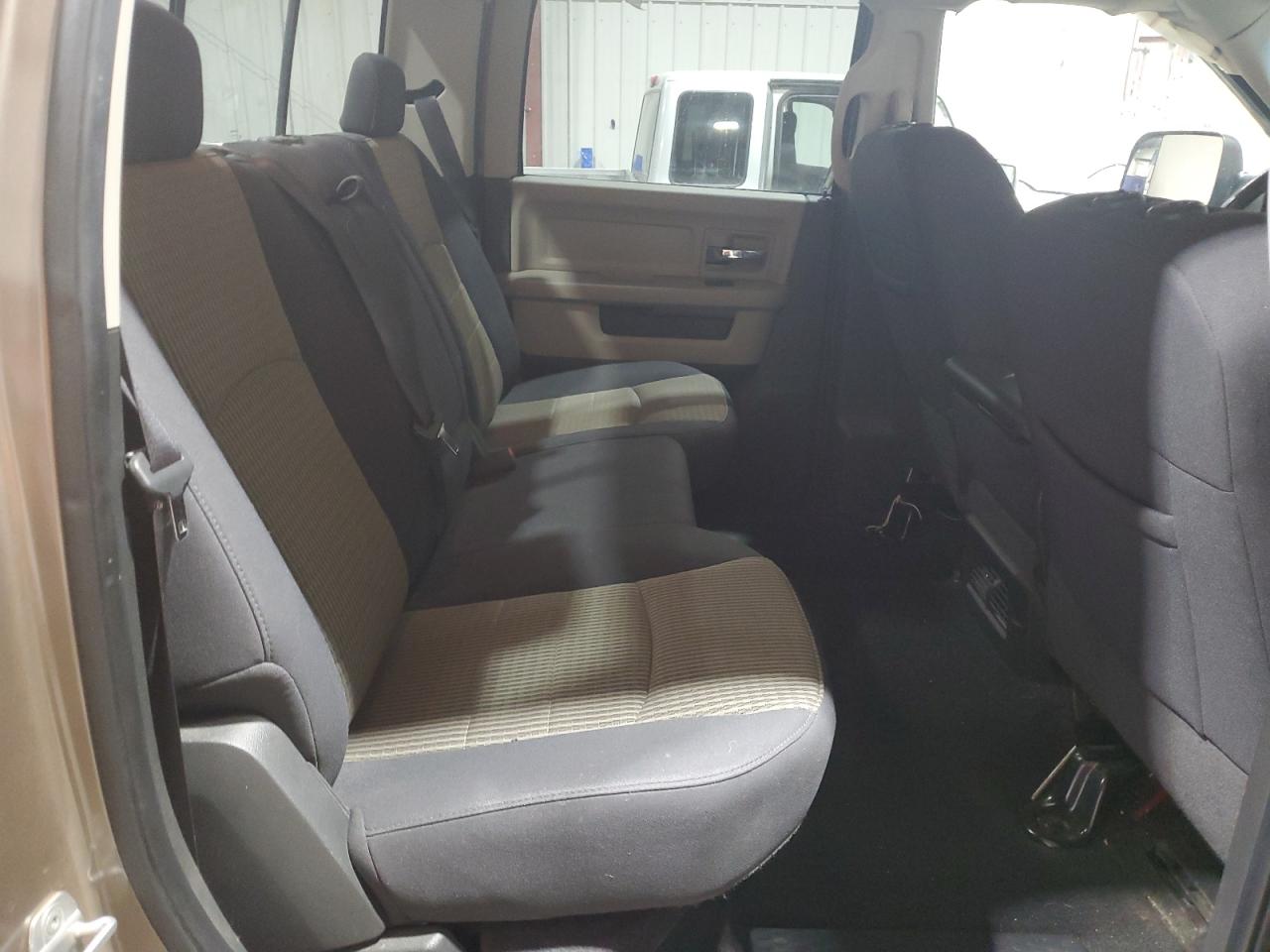 2010 Dodge RAM - Image 10