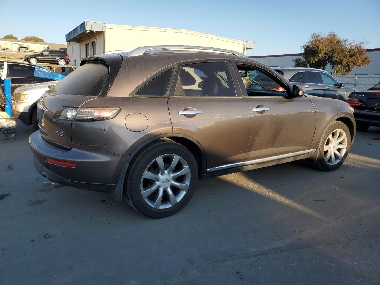 2006 Infiniti FX - Image 3