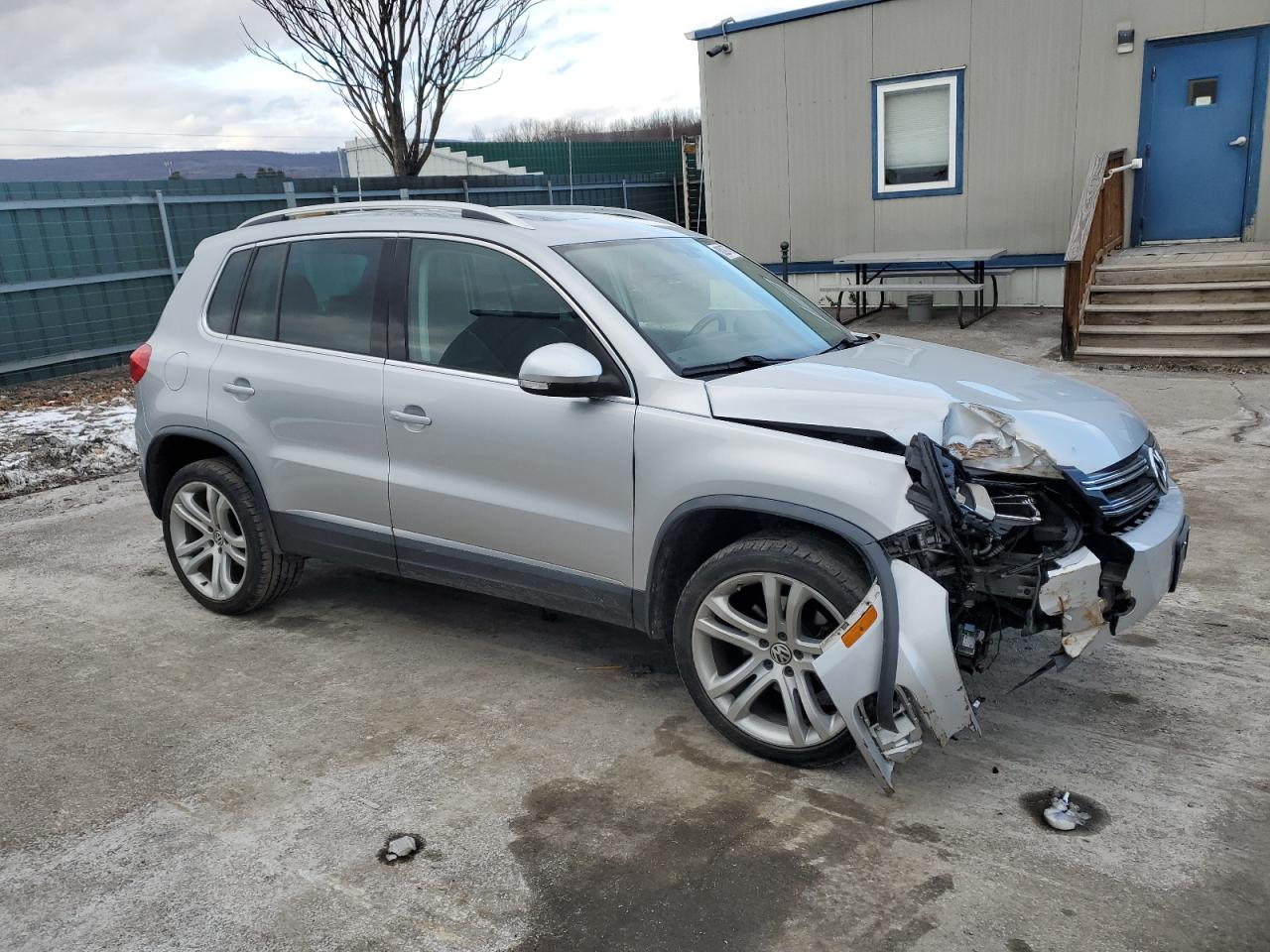 VIN WVGBV7AX8GW617471 2016 VOLKSWAGEN TIGUAN no.4