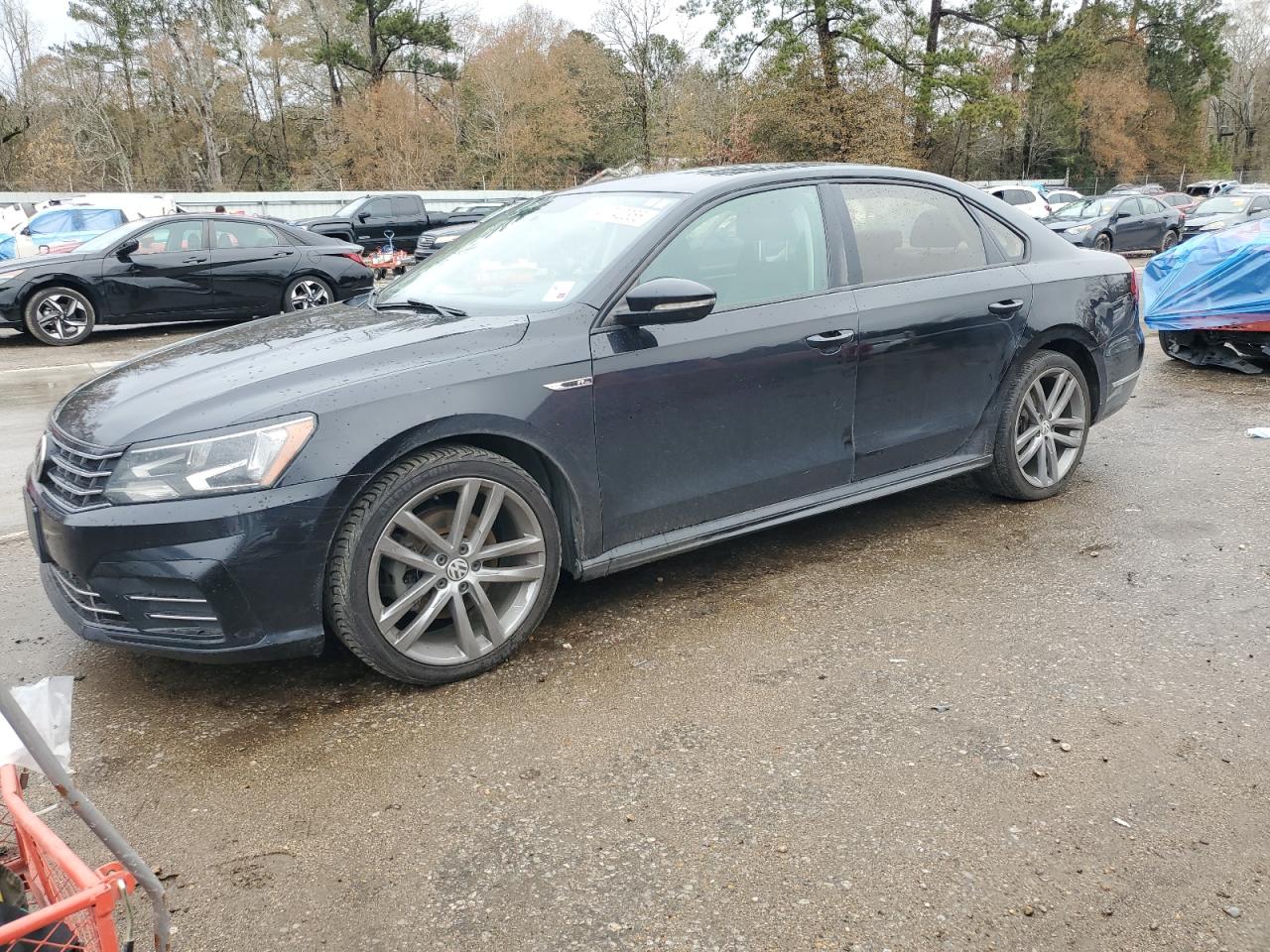 2018 Volkswagen Passat - Image 1