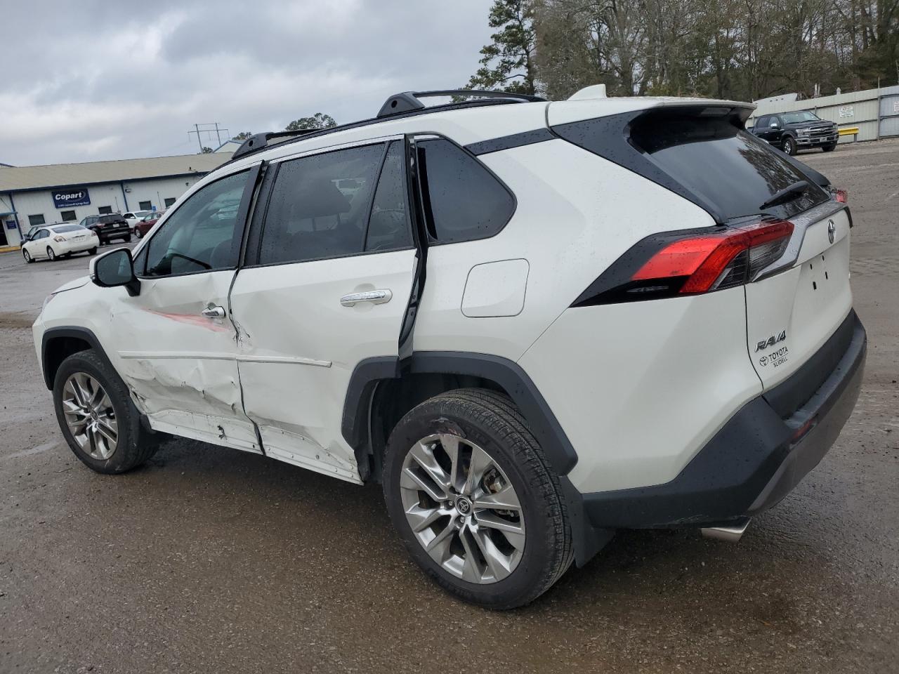 2021 Toyota RAV 4 - Image 2