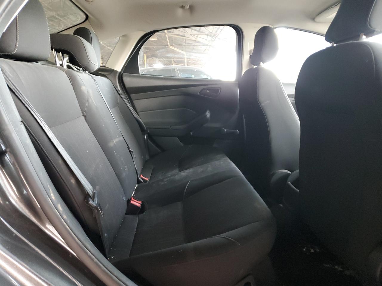 2015 Ford Focus - Image 10