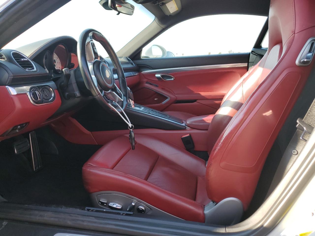 2018 Porsche Cayman - Image 7