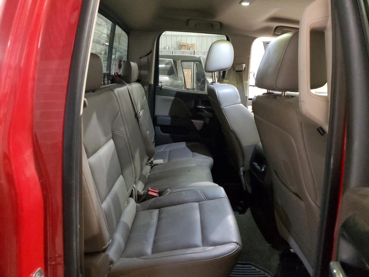 2014 Chevrolet Silverado - Image 10