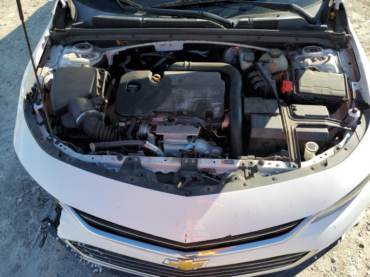 2017 Chevrolet Malibu - Image 11