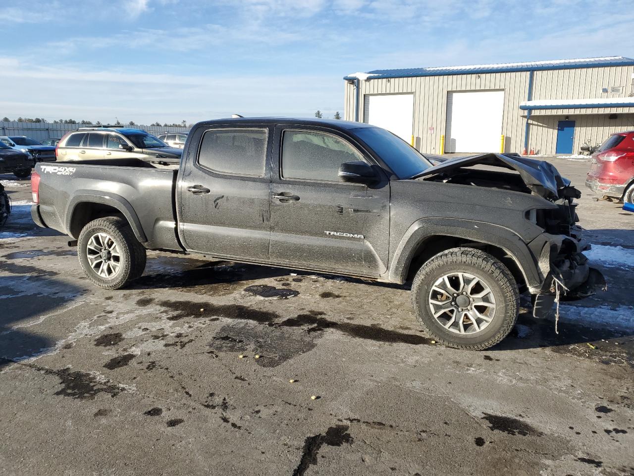 5TFDZ5BN9HX024779 TOYOTA TACOMA 2017