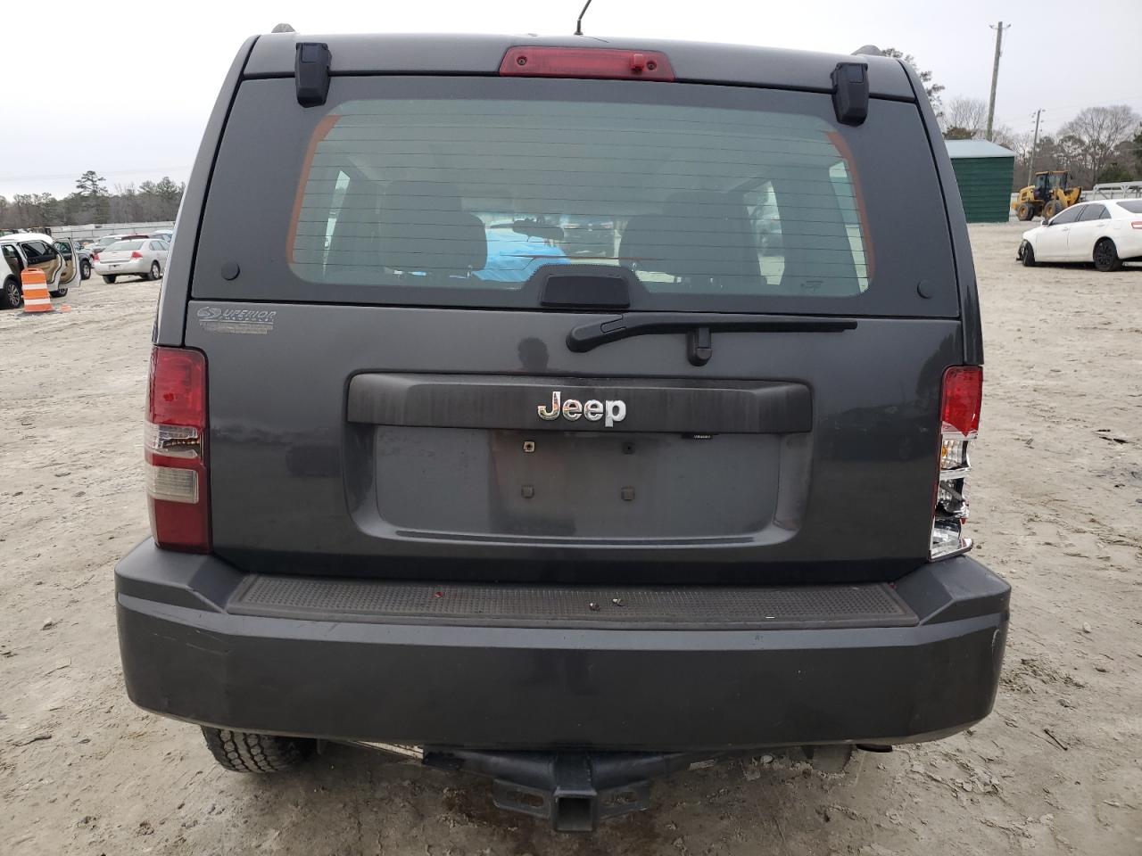 2010 Jeep Liberty (North America) - Image 6