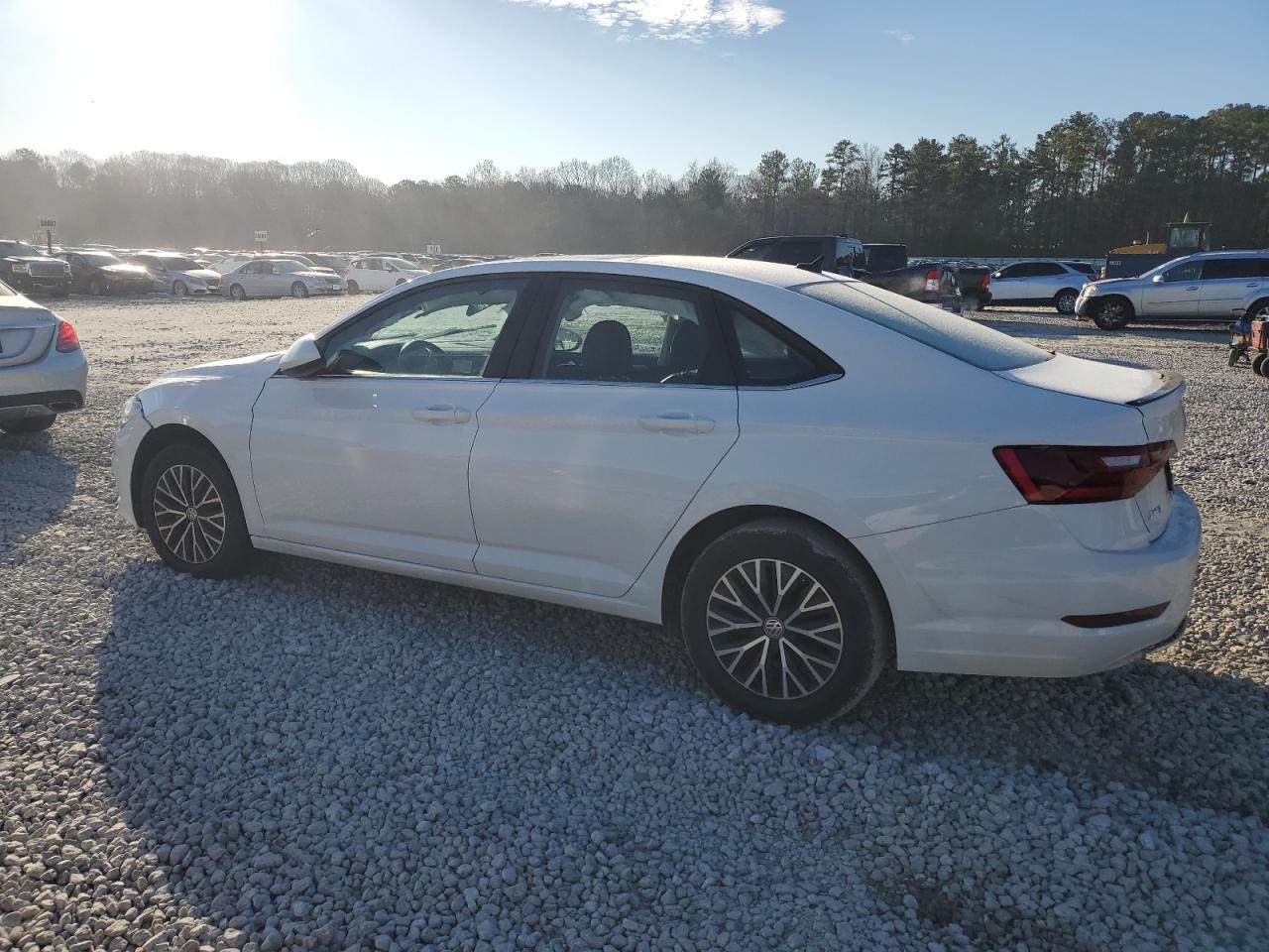 2021 Volkswagen Jetta - Image 2