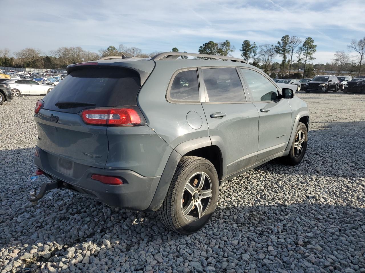 2015 Jeep Cherokee - Image 3