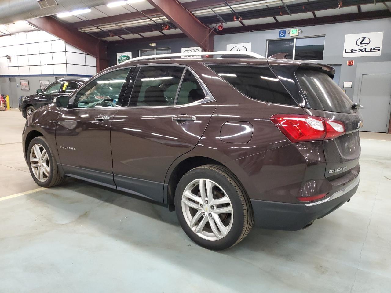 2020 Chevrolet Equinox - Image 2