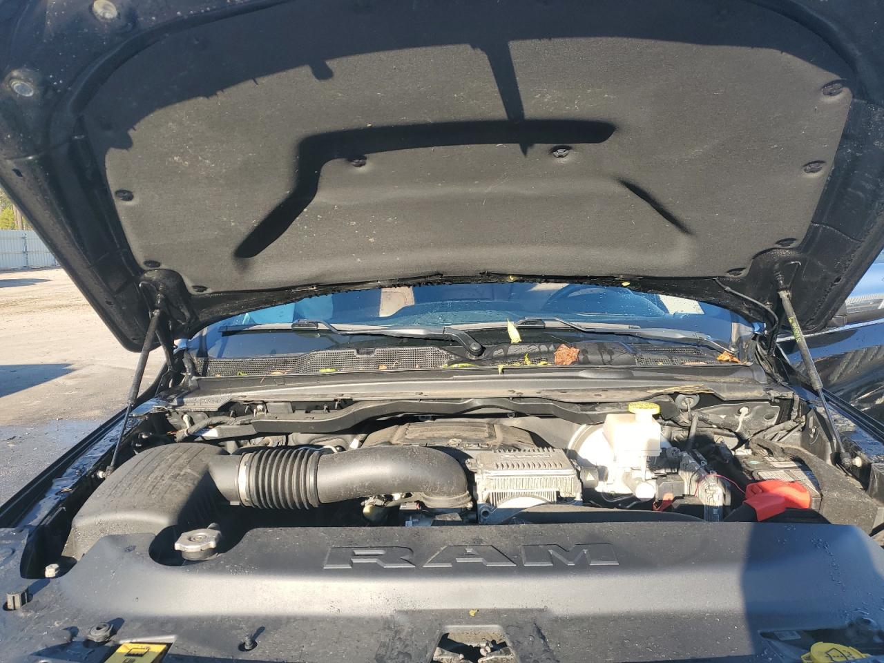 2021 RAM 1500 - Image 12