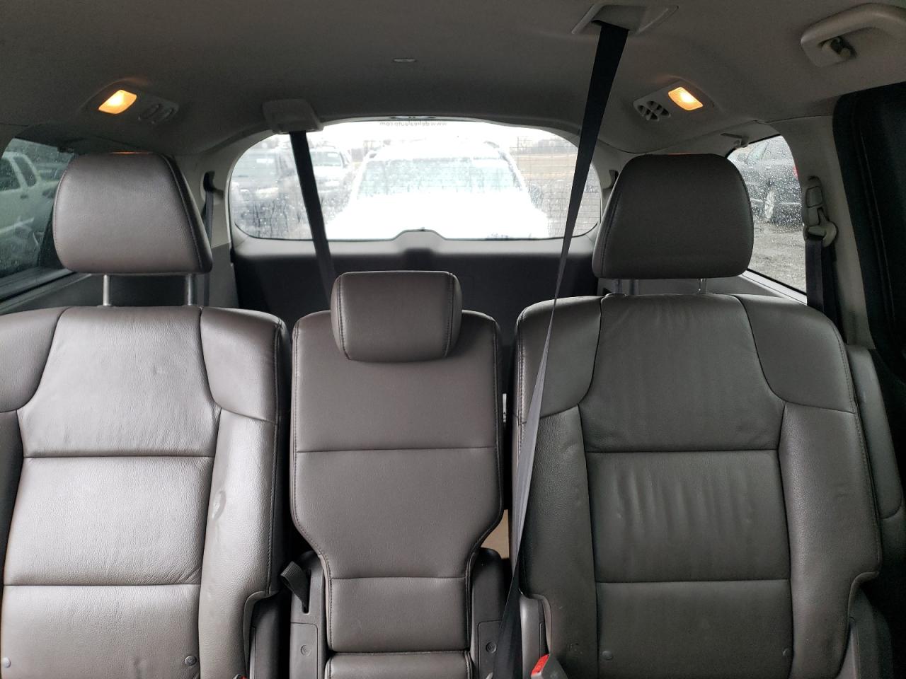 2012 Honda Odyssey - Image 10