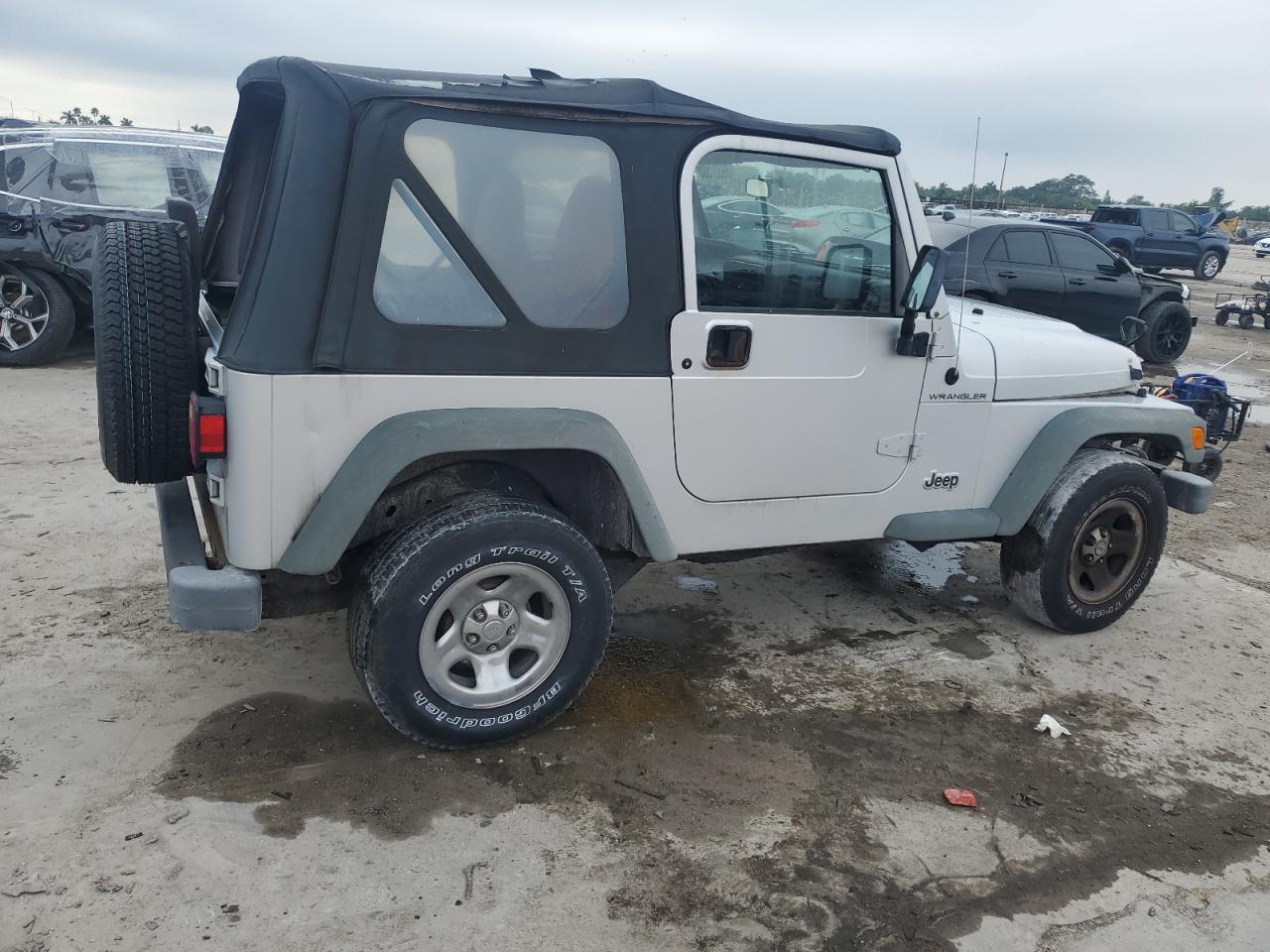 2002 Jeep Wrangler - Image 3
