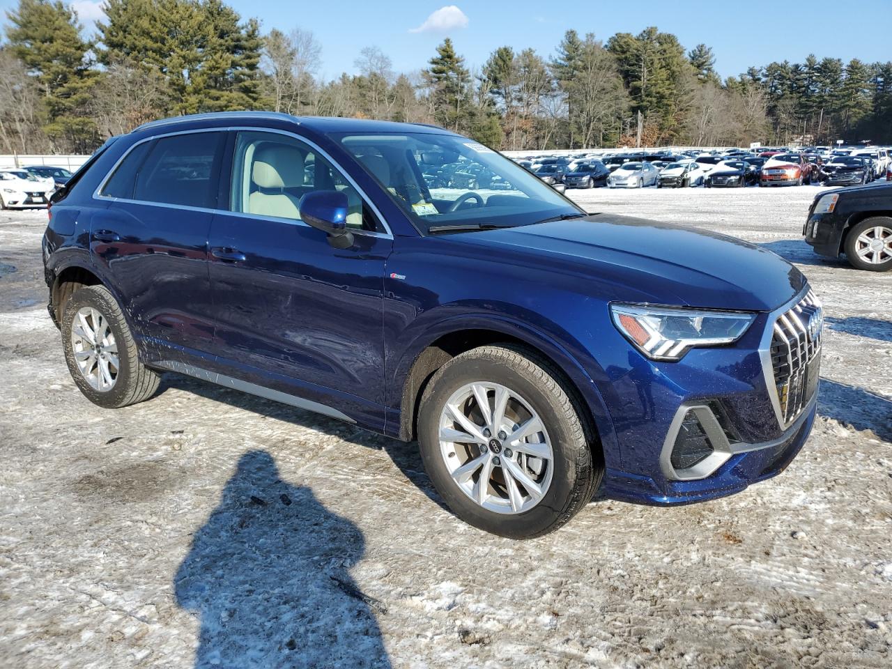 2023 Audi Q3 - Image 4