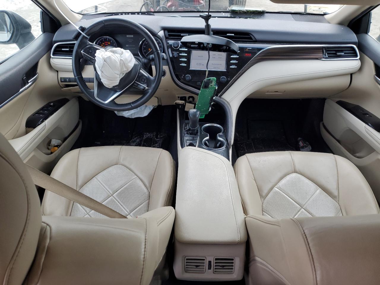 2018 Toyota Camry - Image 8