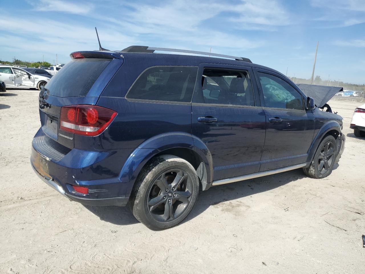 2018 Dodge Journey - Image 3
