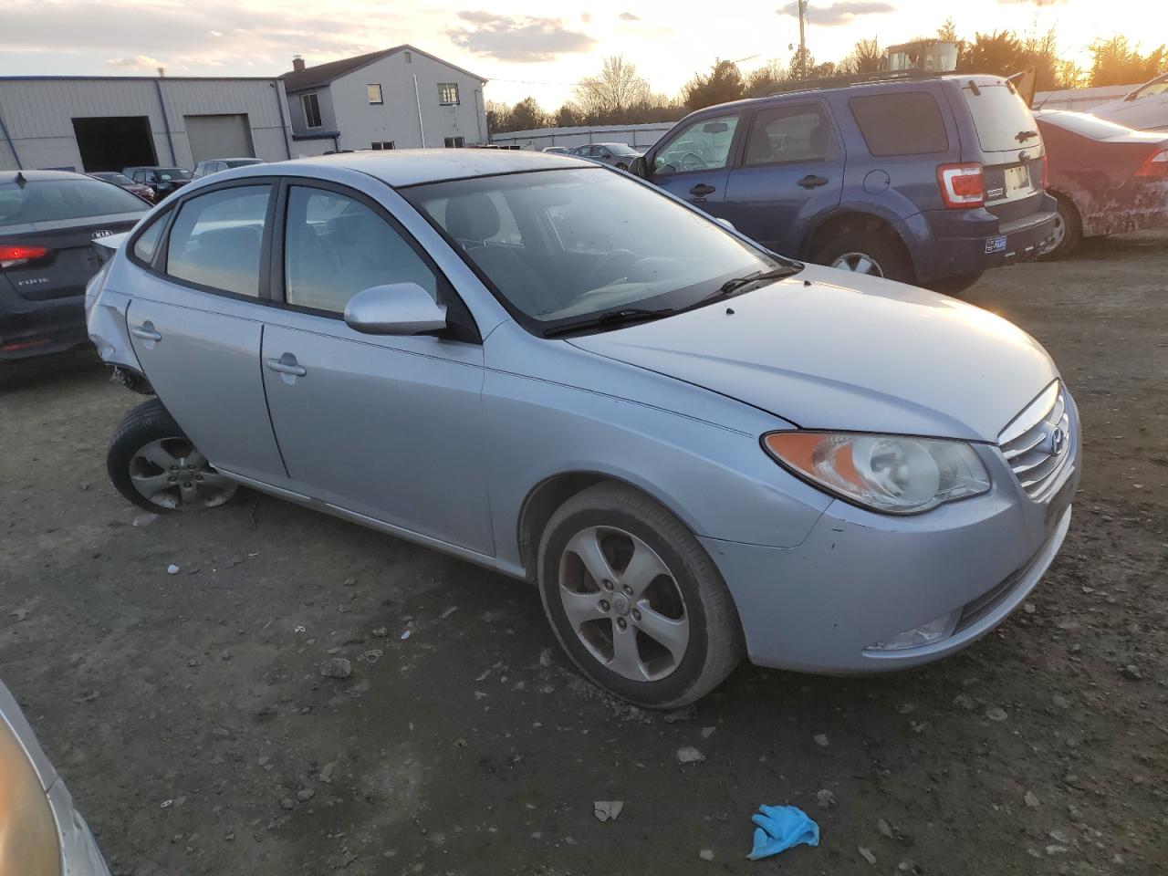 2010 Hyundai Elantra - Image 4