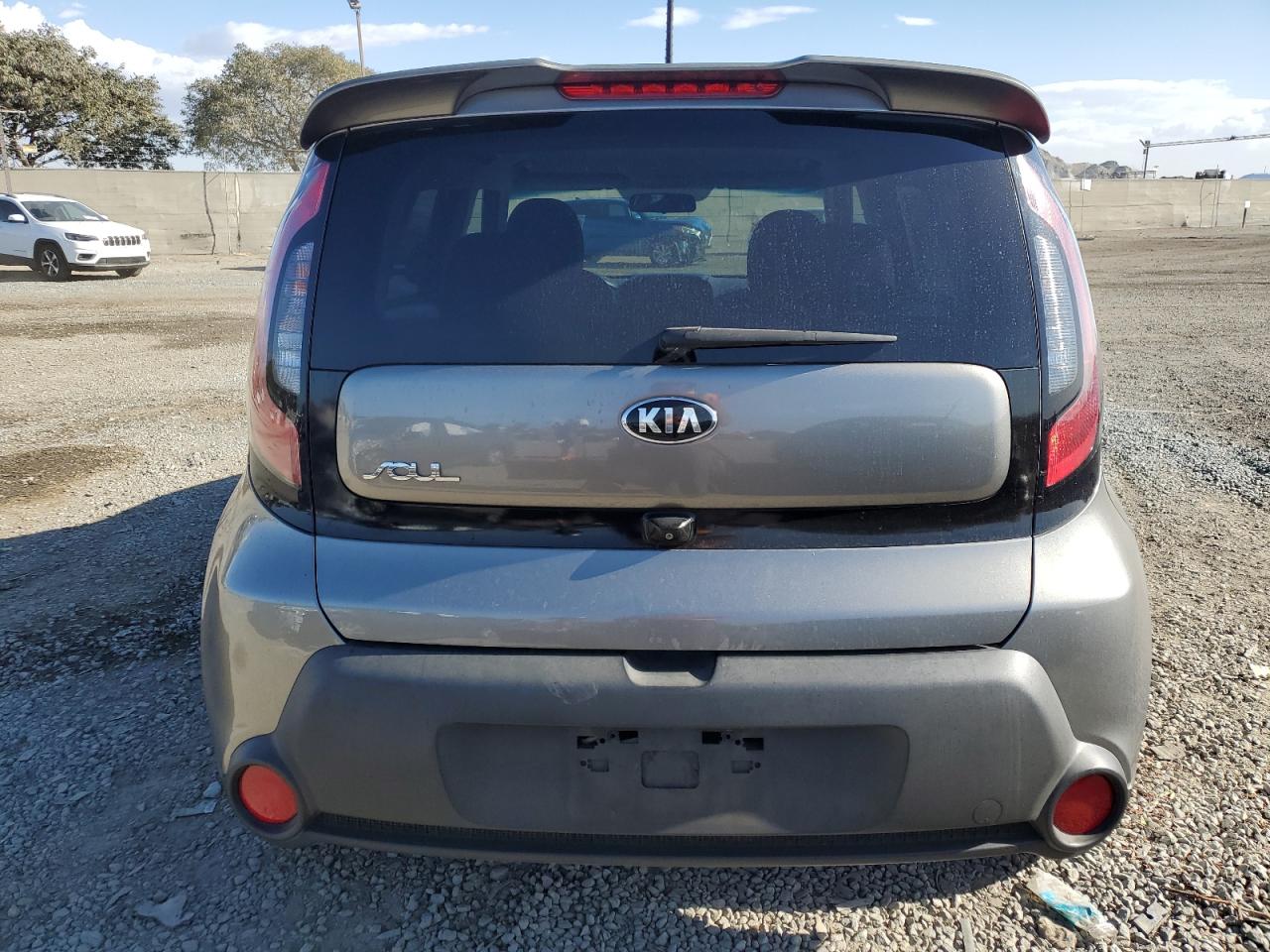 VIN KNDJN2A20G7270381 2016 KIA SOUL no.6