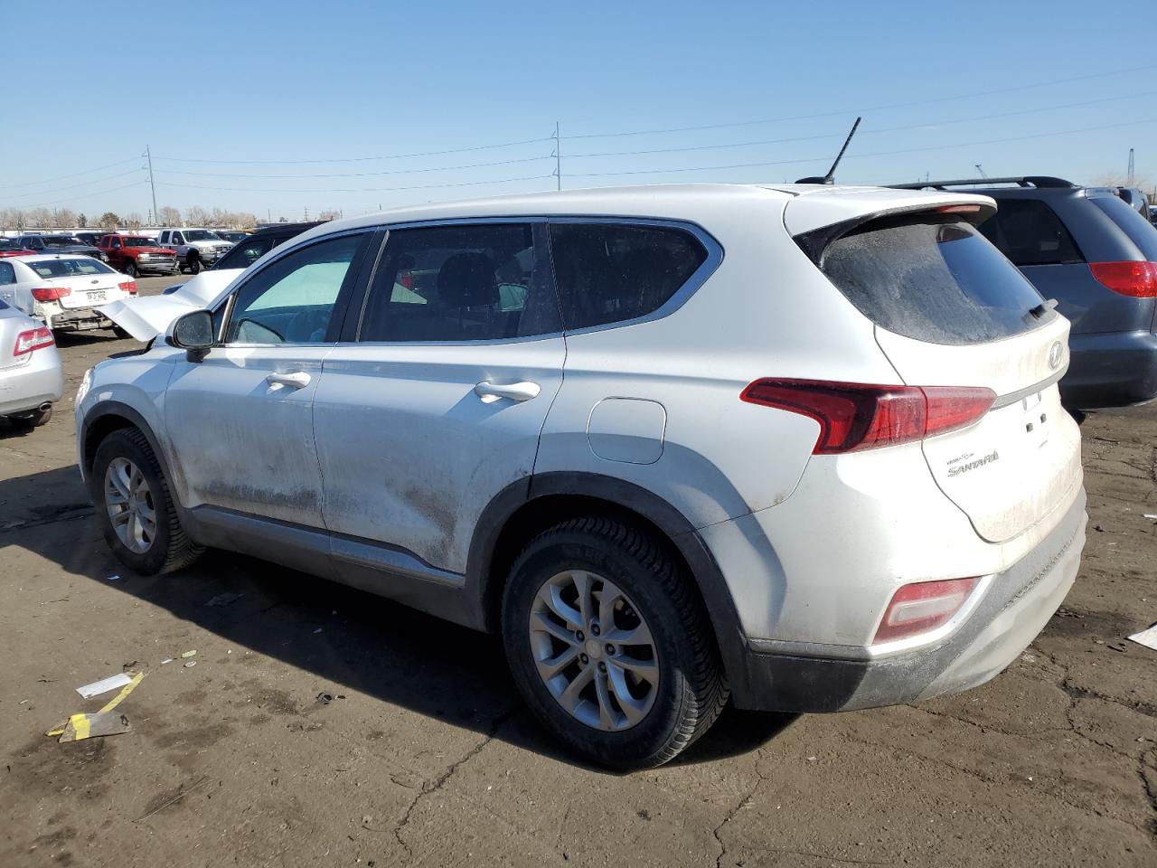 2019 Hyundai Santa Fe - Image 2