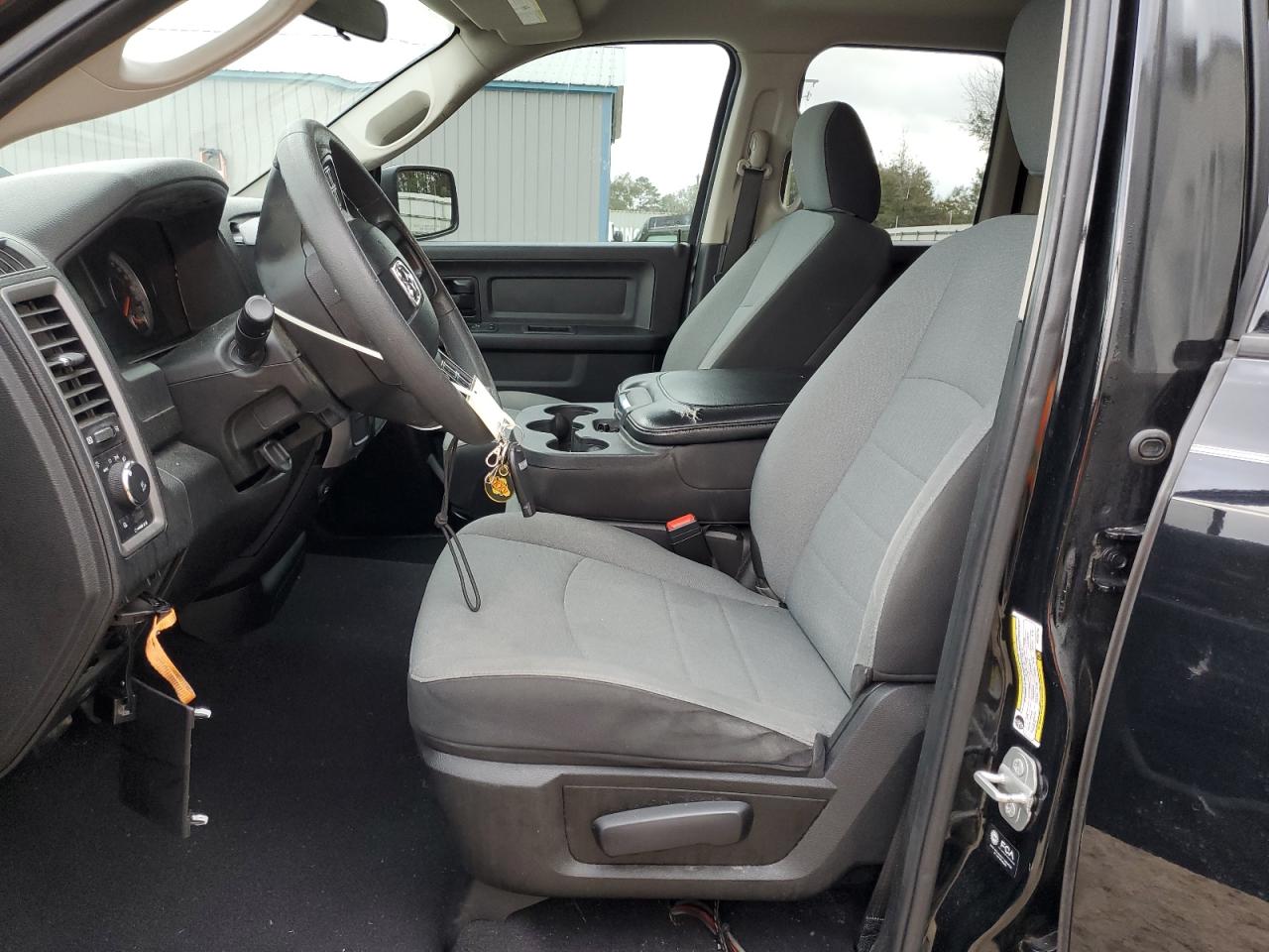 2021 RAM 1500 - Image 7