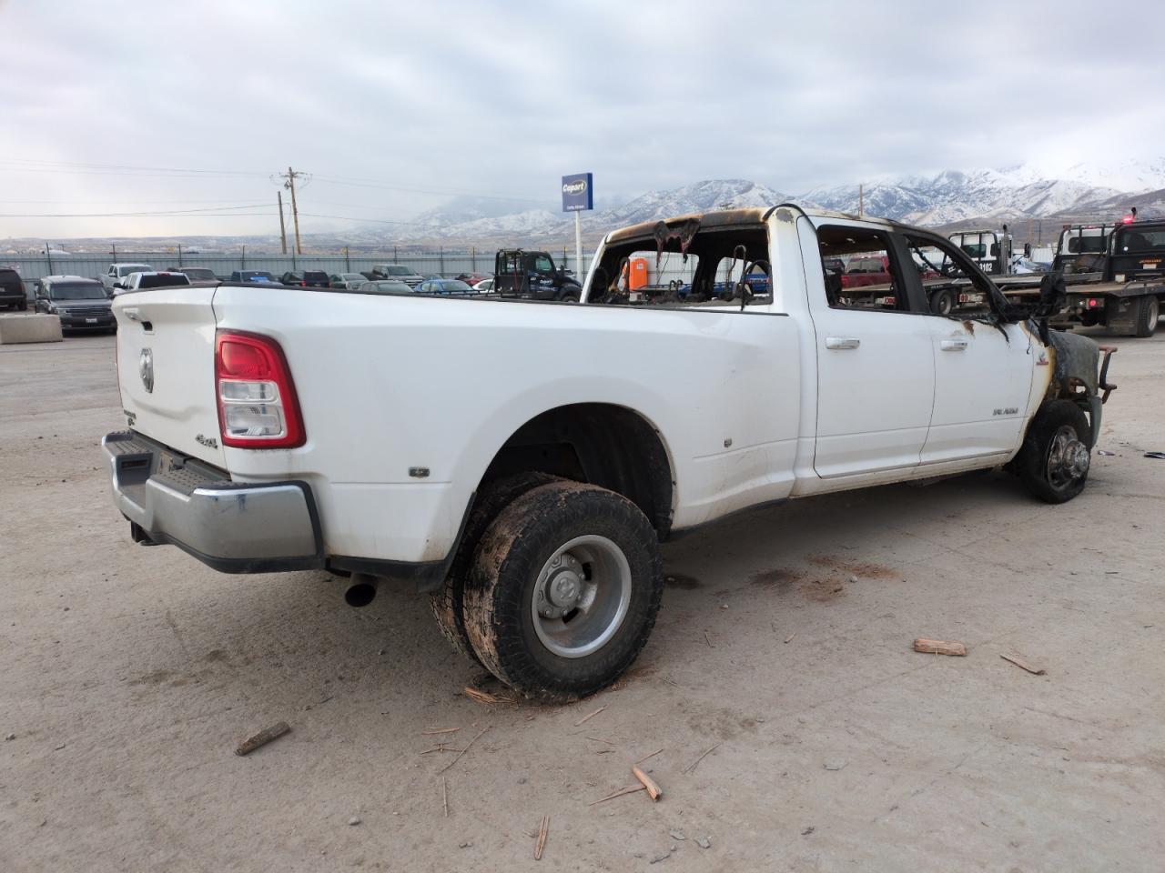 2019 RAM 3500 - Image 3