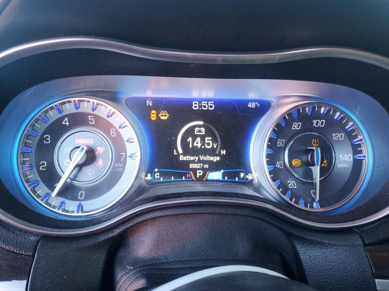 2015 Chrysler 300 - Image 9