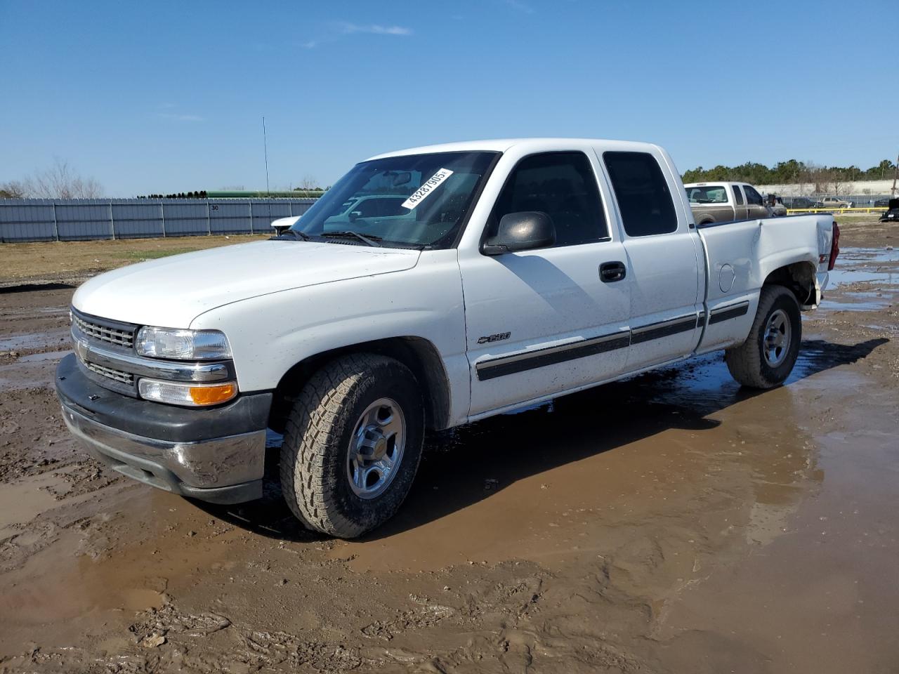 2001 Chevrolet Silverado - Image 1