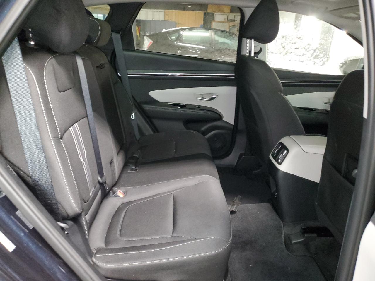 2022 Hyundai Tucson - Image 12