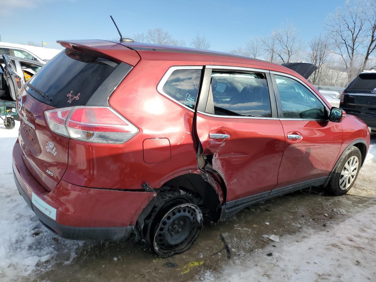 2015 Nissan Rogue - Image 3