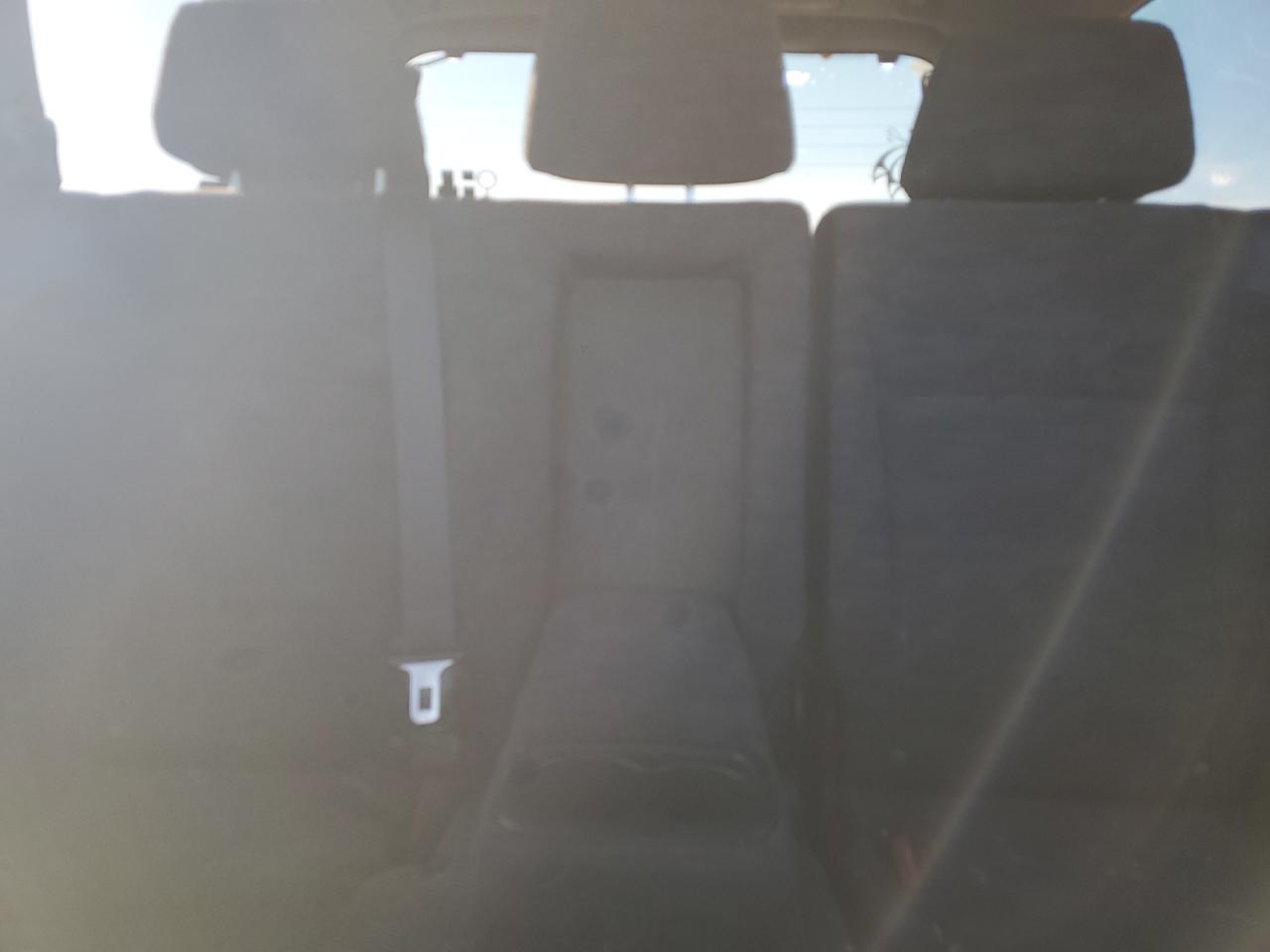 2004 Honda CR-V - Image 10