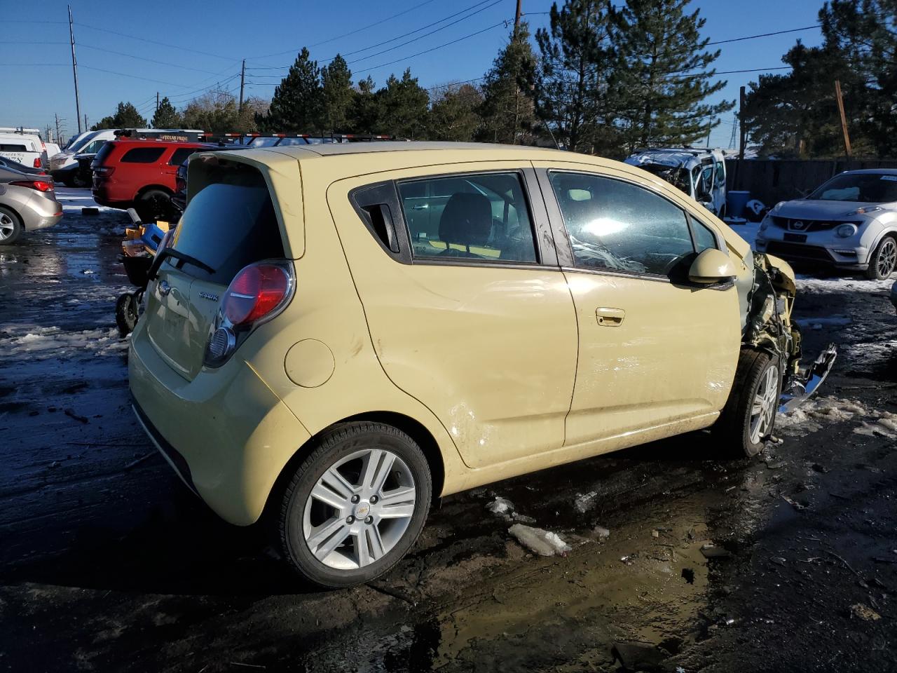 2014 Chevrolet Spark - Image 3